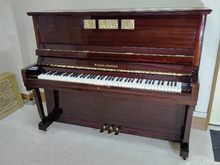 ウイスタリア K115W/5056